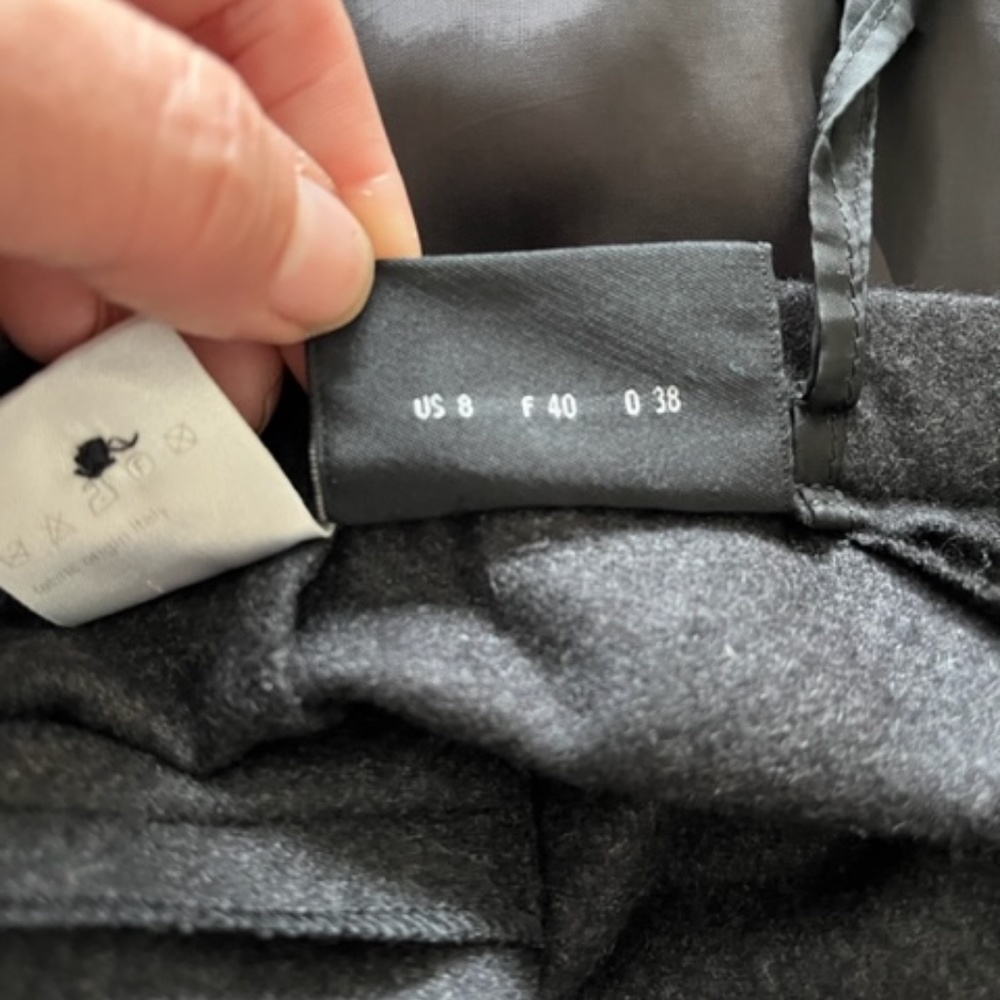 Akris 100% Cashmere Grey Suit, Vintage - Picture 14 of 14
